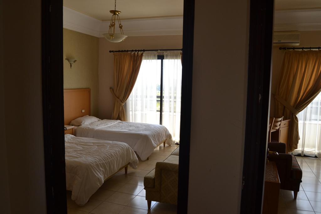 Platinum Hotel Tiro Esterno foto